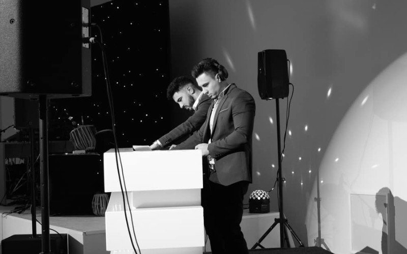 DJ Mir2 – Multiculturele DJ-duo voor bruiloften en feesten