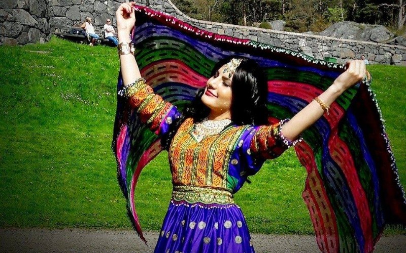 Baran Aria – Afghaanse zangeres en componiste met een moderne stem